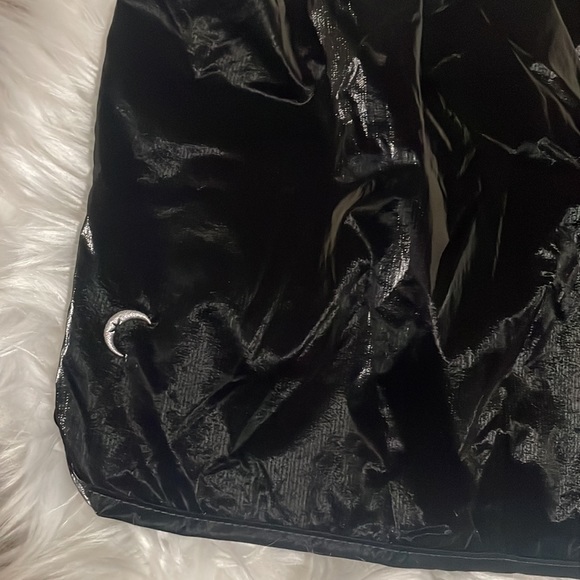 Zyia Midnight Gloss Bomber Shorts - Picture 9 of 11